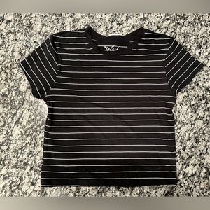 Women's Striped Cropped Baby Tee (NEW w/ Tags)  (XL)
